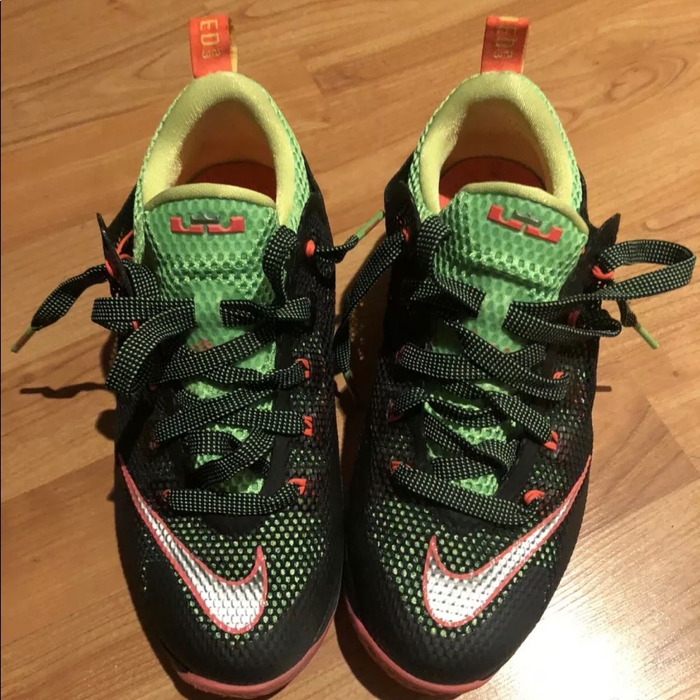 NIKE LEBRON JAMES XII 12 LOW REMIX BLACK VOLT GREE